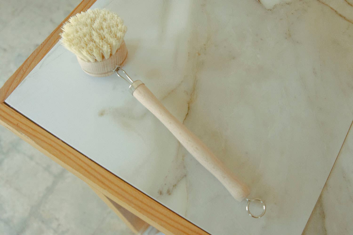 CASA AGAVE® Long Handle Dish Brush White Teak - No Tox Life